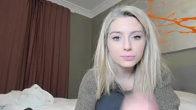 Snapshot of Lisaonthemoon chatting on 30, 12, 2024 Lisaonthemoon online show from 30, 12, 2024