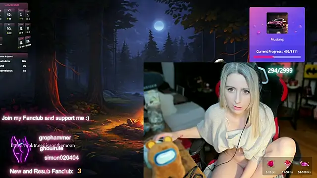 Snapshot of Lisaonthemoon chatting on 6, 3, 2025 Lisaonthemoon online show from 6, 3, 2025