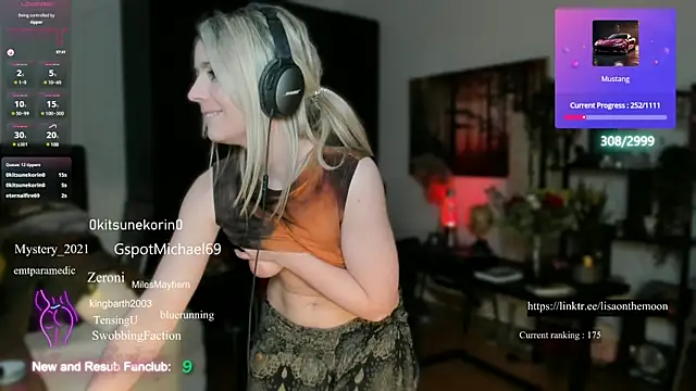 Snapshot of Lisaonthemoon chatting on 10, 3, 2025 Lisaonthemoon online show from 10, 3, 2025