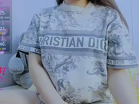 Linh diudang online show from 13, 4, 2026