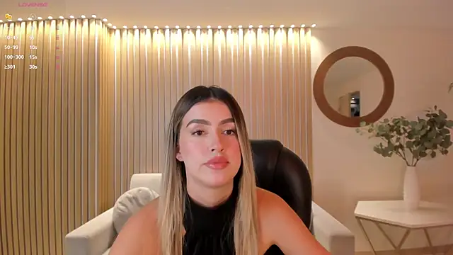 PaulinaSantos  online show from 21, 3, 2025