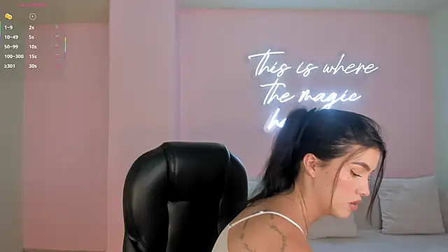 PaulinaSantos  online show from 27, 9, 2025