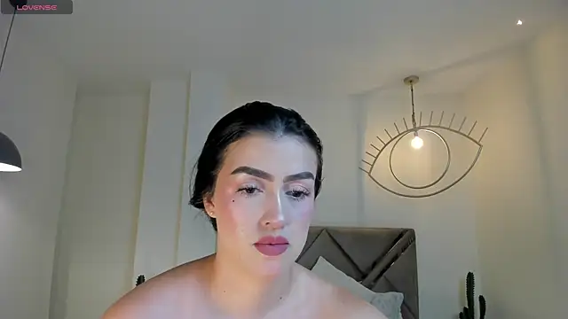 PaulinaSantos  online show from 11, 3, 2026