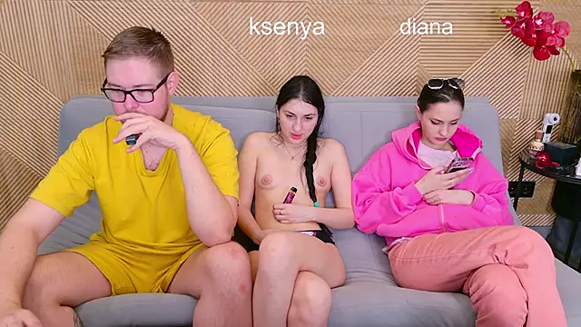 Ksenny online show from 18, 4, 2026