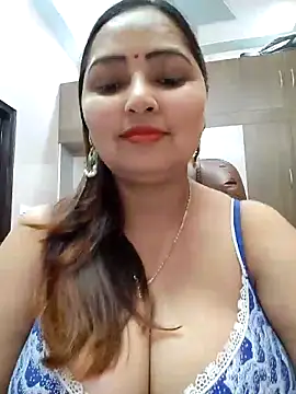 Snapshot of Dianaa9 chatting on 7, 3, 2025 Dianaa9 online show from 7, 3, 2025