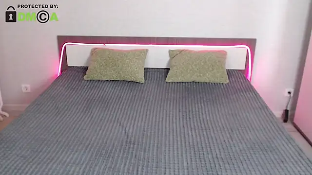 RonnieMilles online show from 6, 12, 2024