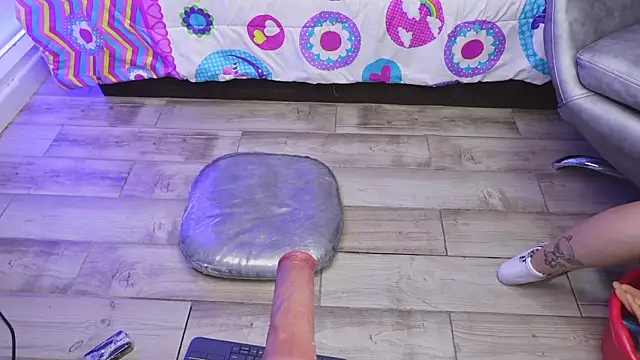 miss keisi online show from 13, 9, 2025