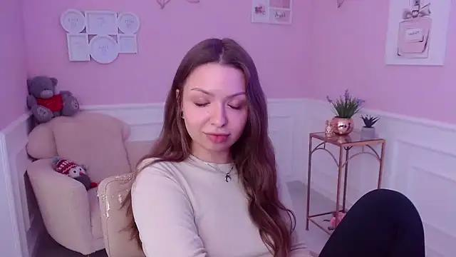 LucySkilar online show from 26, 1, 2025