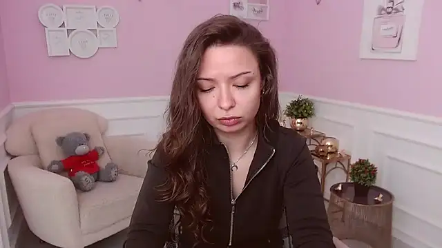 LucySkilar online show from 21, 5, 2026