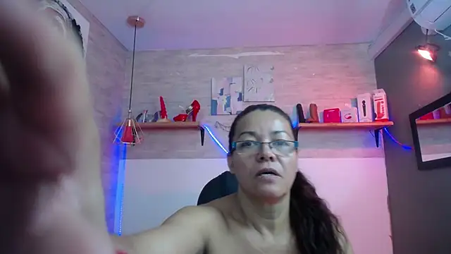 MaturePure online show from 24, 10, 2025