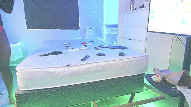 Snapshot of THICKwithDICKK chatting on 28, 1, 2025 THICKwithDICKK online show from 28, 1, 2025