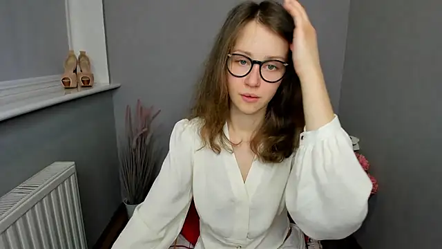 Snapshot of AfinaCutie chatting on 19, 3, 2025 AfinaCutie online show from 19, 3, 2025