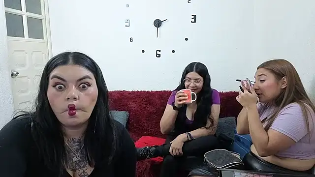  sweetcarla online show from 20, 6, 2026