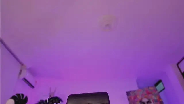 Taylor  foxxx online show from 11, 1, 2025