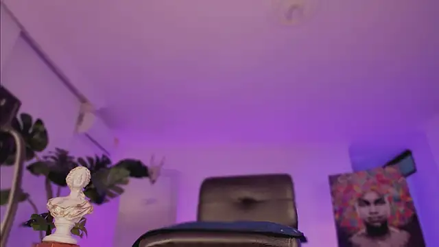 Taylor  foxxx online show from 22, 1, 2025