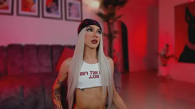 Taylor  foxxx online show from 8, 4, 2026