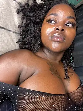 Honeycoco0211 online show from 8, 3, 2025