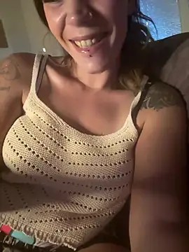 Snapshot of Lady_Knaller chatting on 6, 8, 2026 Lady Knaller online show from 6, 8, 2026