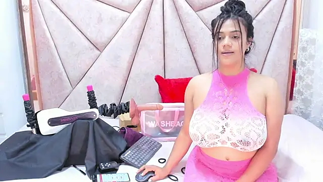 Snapshot of Deisy_Torres chatting on 25, 12, 2024 Deisy Torres online show from 25, 12, 2024