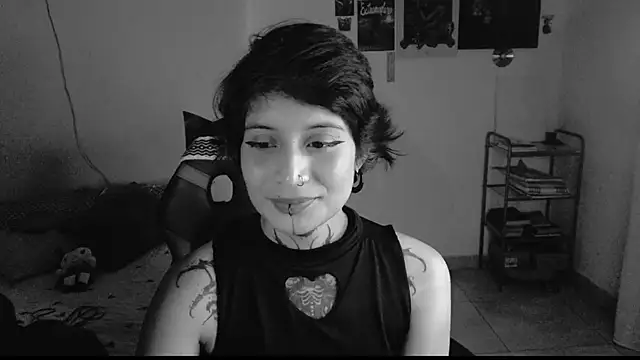 Snapshot of _Apola_77 chatting on 15, 2, 2025 Apola 77 online show from 15, 2, 2025