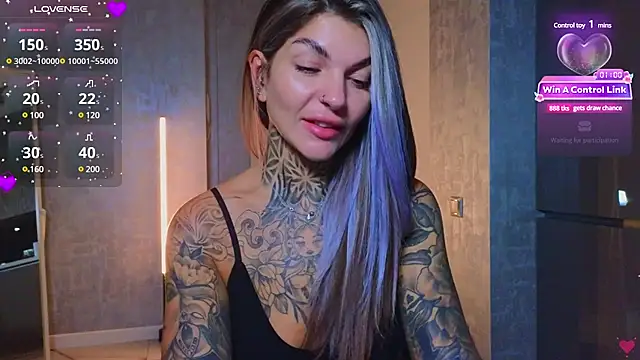 Snapshot of tattooedBabyy chatting on 9, 2, 2025 tattooedBabyy online show from 9, 2, 2025