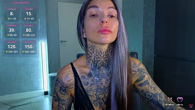 Snapshot of tattooedBabyy chatting on 27, 9, 2025 tattooedBabyy online show from 27, 9, 2025