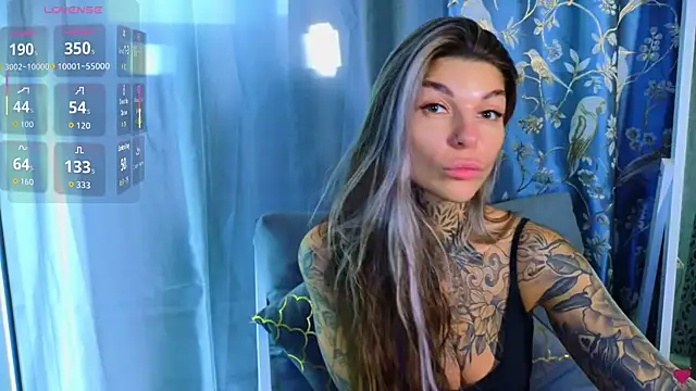 Snapshot of tattooedBabyy chatting on 9, 10, 2025 tattooedBabyy online show from 9, 10, 2025