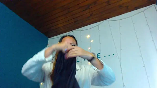 camila delarosa online show from 27, 12, 2024