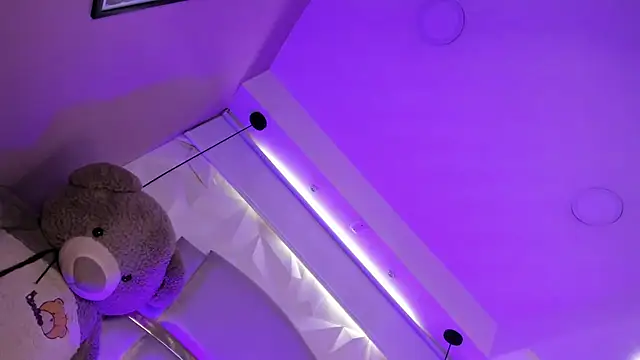 Dalila Thoms online show from 9, 2, 2025