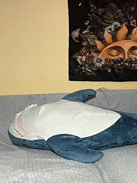 Snapshot of Crayzy_Luv chatting on 8, 3, 2025 Crayzy Luv online show from 8, 3, 2025