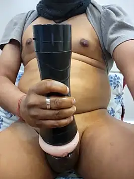 Snapshot of uttam19 chatting on 20, 2, 2025 uttam19 online show from 20, 2, 2025