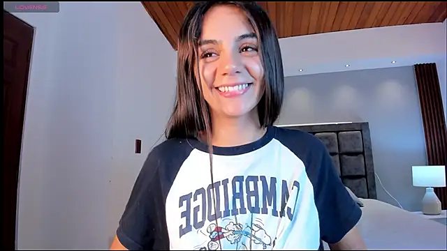 Snapshot of martina_mancini chatting on 21, 2, 2025 martina mancini online show from 21, 2, 2025