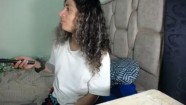 Nadia Monroe online show from 4, 12, 2024