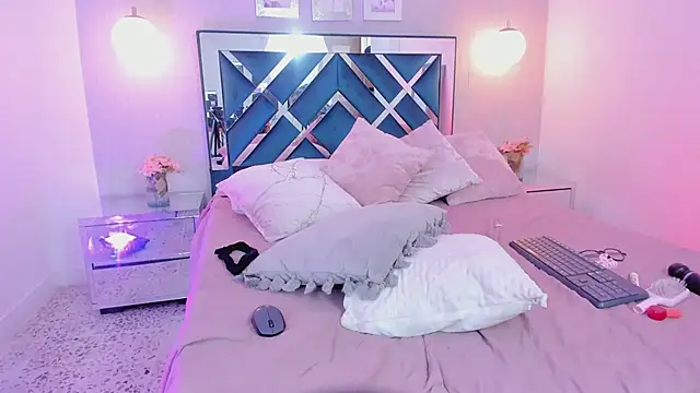 Miakhalifa 7 online show from 22, 2, 2025