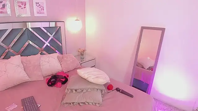 Miakhalifa 7 online show from 10, 3, 2025