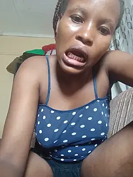 Snapshot of petite_babe chatting on 11, 5, 2026 petite babe online show from 11, 5, 2026
