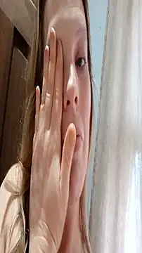 Cumonkatie online show from 5, 12, 2025