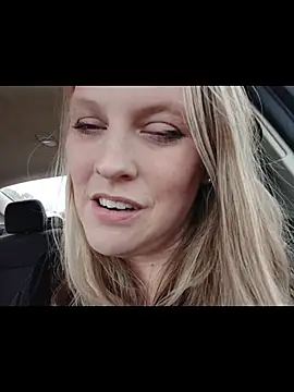 Cumonkatie online show from 11, 1, 2026