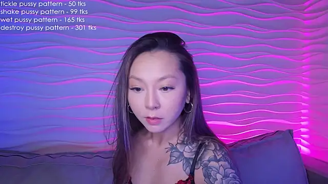 im casey online show from 28, 2, 2025