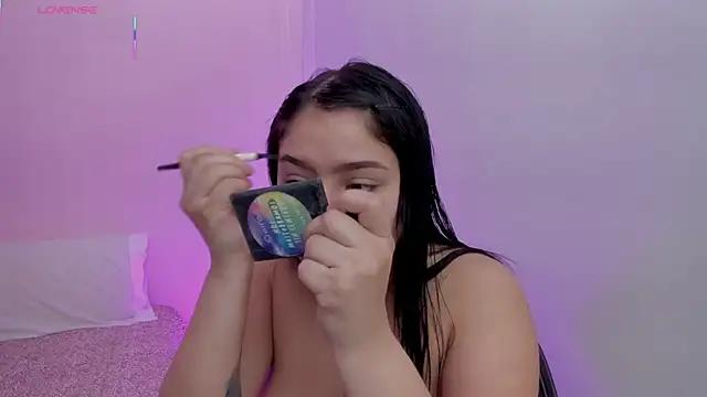 Snapshot of Oriana_Guzman chatting on 21, 2, 2026 Oriana Guzman online show from 21, 2, 2026