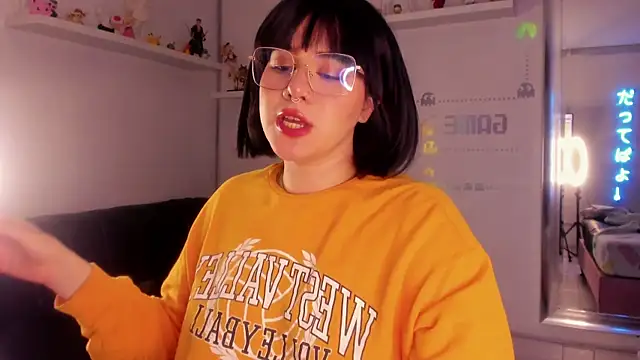 albaismynameX online show from 22, 1, 2025