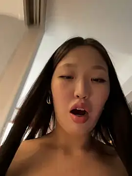 Aiko Yumi online show from 22, 12, 2024