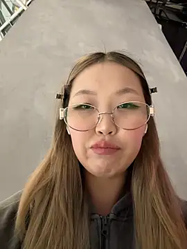 Aiko Yumi online show from 26, 10, 2025