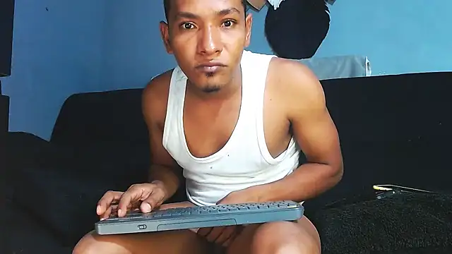 Grandeygruesa1 online show from 1, 11, 2025