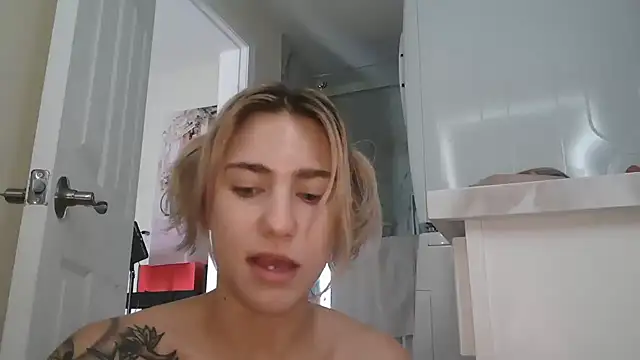 NatalieKneals online show from 15, 12, 2025