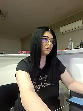 Milf Abigail online show from 28, 2, 2025