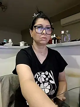 Milf Abigail online show from 18, 10, 2025