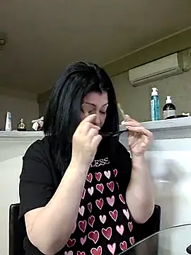 Milf Abigail online show from 11, 4, 2026