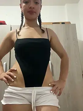 Alicia ALICIA online show from 10, 1, 2025