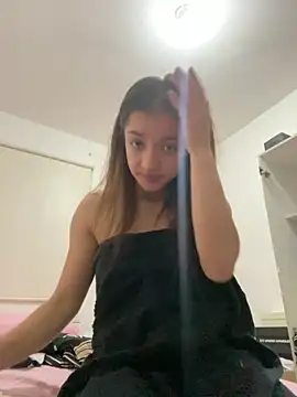 Snapshot of Alicia_ALICIA chatting on 5, 5, 2026 Alicia ALICIA online show from 5, 5, 2026